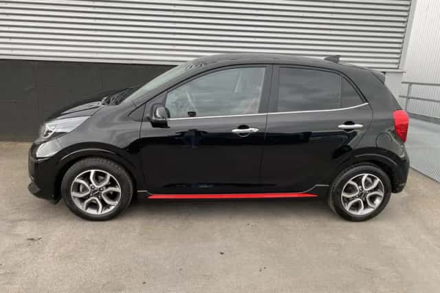 Kia Picanto (2022) thumbnail 3