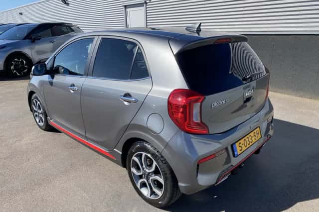 Kia Picanto (2023) thumbnail 4