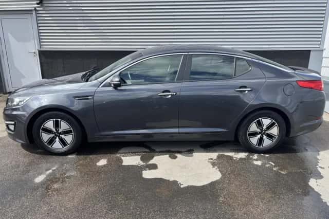 Kia Optima (2014) thumbnail 3