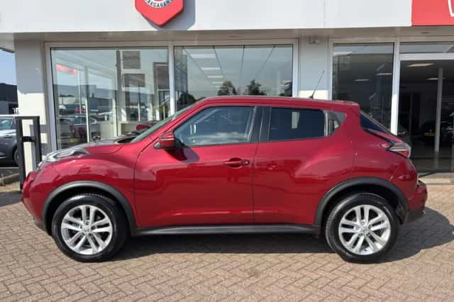 Nissan Juke (2017) thumbnail 4