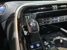 Toyota Mirai (2022) thumbnail 32