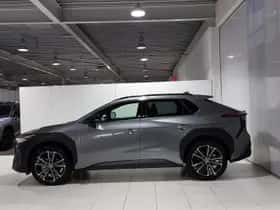 Toyota bZ4X (2024) thumbnail 16