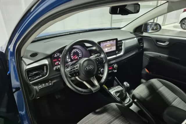Kia Stonic (2021) thumbnail 21