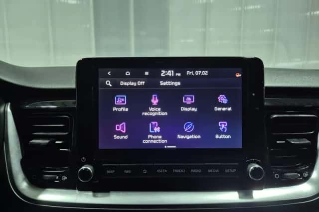 Kia Stonic (2021) thumbnail 25
