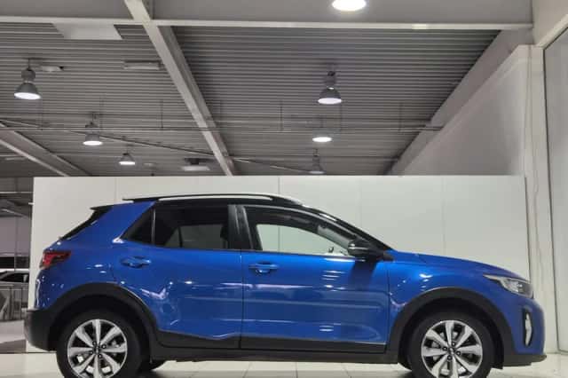 Kia Stonic (2021) thumbnail 10