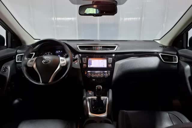 Nissan Qashqai (2017) thumbnail 12