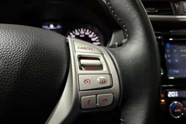 Nissan Qashqai (2017) thumbnail 17