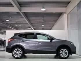 Nissan Qashqai (2017) thumbnail 9