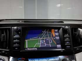 Toyota RAV4 (2017) thumbnail 19
