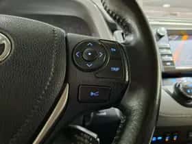 Toyota RAV4 (2017) thumbnail 28