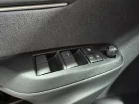 Toyota Yaris Cross (2025) thumbnail 19