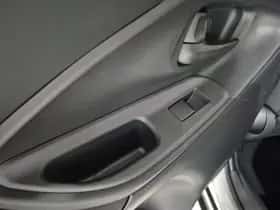 Toyota Yaris Cross (2025) thumbnail 32
