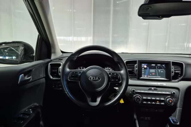 Kia Sportage (2018) thumbnail 25