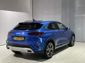 Kia XCeed (2022) thumbnail 2