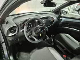 Toyota Aygo (2024) thumbnail 25