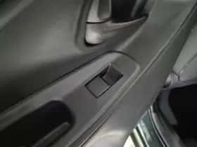 Toyota Yaris Cross (2025) thumbnail 32