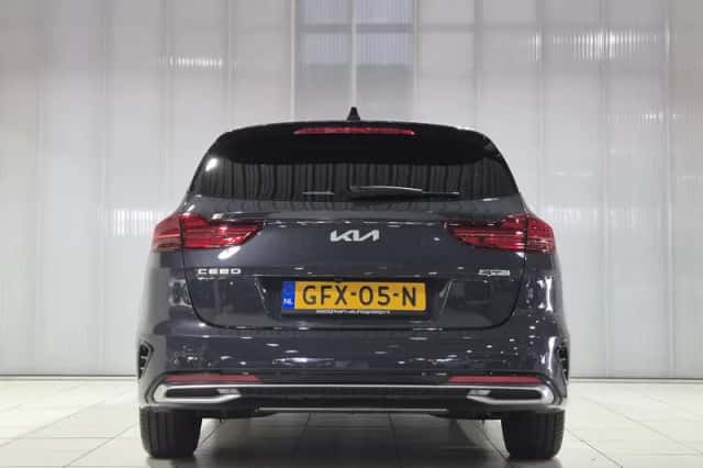 Kia Ceed Sportswagon (2024) thumbnail 6
