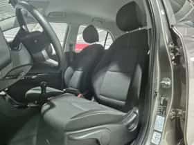 Kia Picanto (2019) thumbnail 27