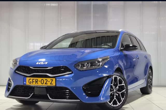Kia Ceed Sportswagon (2024) thumbnail 1
