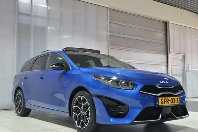 Kia Ceed Sportswagon (2024) thumbnail 3