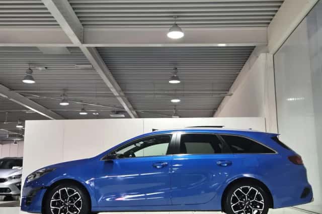 Kia Ceed Sportswagon (2024) thumbnail 4