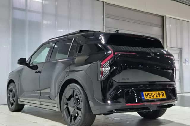 Kia EV3 (2025) thumbnail 3