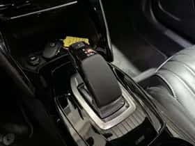 Peugeot e-2008 (2020) thumbnail 18