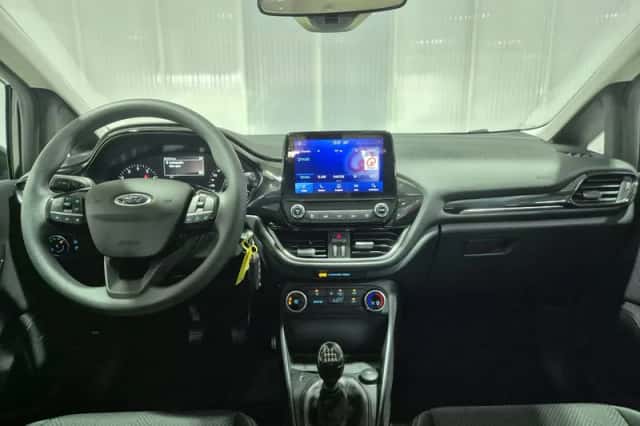Ford Fiesta (2022) thumbnail 2