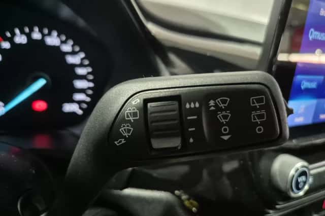 Ford Fiesta (2022) thumbnail 12