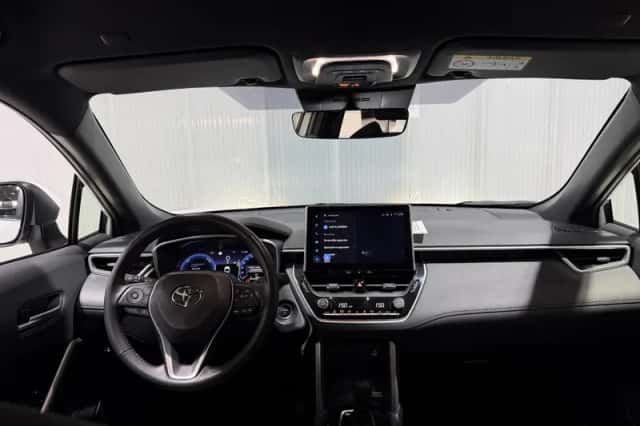 Toyota Corolla (2024) thumbnail 5