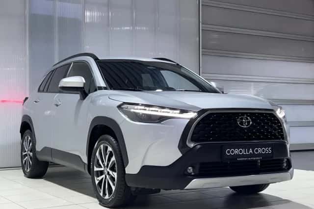 Toyota Corolla (2024) thumbnail 3
