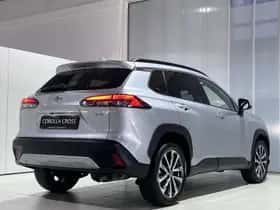 Toyota Corolla (2024) thumbnail 8