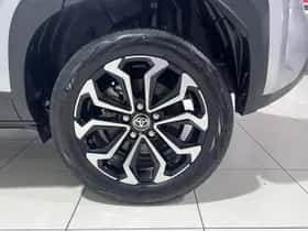 Toyota Yaris Cross (2024) thumbnail 9