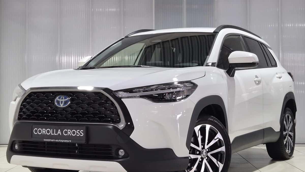 Toyota Corolla (2024) — foto 1