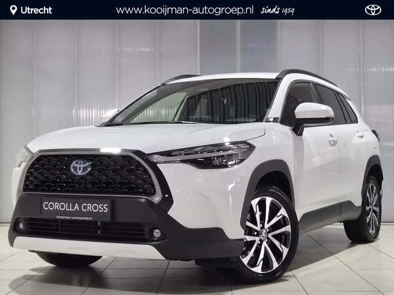 Toyota Corolla (2024) — foto 1