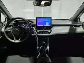 Toyota Corolla (2024) thumbnail 4