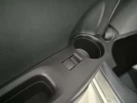 Toyota Corolla (2024) thumbnail 35