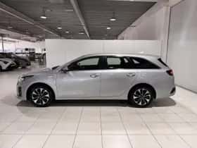 Kia Ceed Sportswagon (2021) thumbnail 4