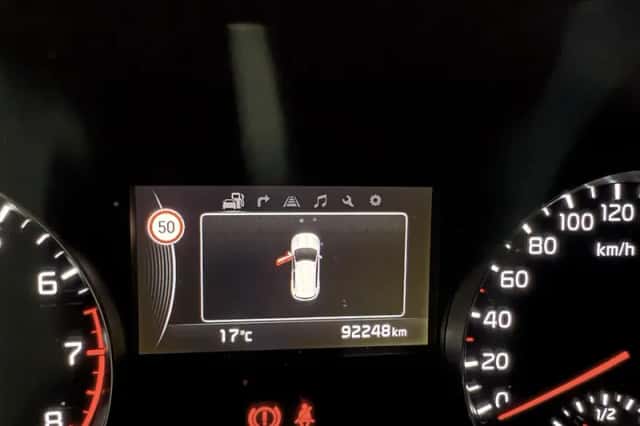 Kia Sportage (2018) thumbnail 15