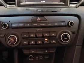 Kia Sportage (2018) thumbnail 20