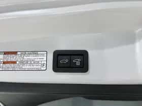 Toyota Corolla (2024) thumbnail 38