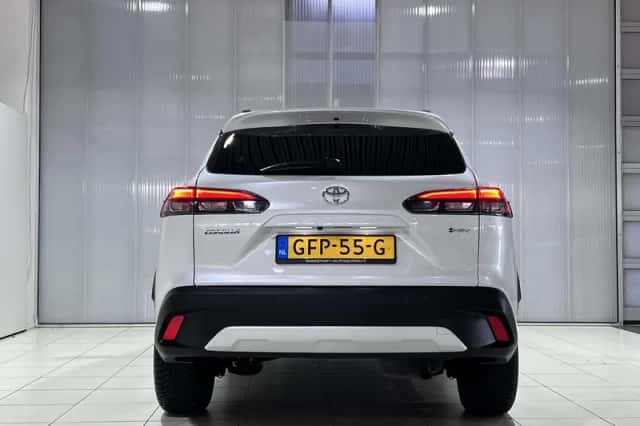 Toyota Corolla (2024) thumbnail 6