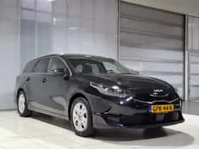 Kia Ceed Sportswagon (2024) thumbnail 4