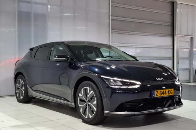 Kia EV6 (2024) thumbnail 3