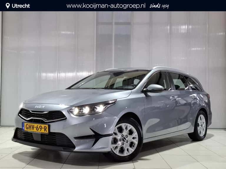 Kia Ceed Sportswagon (2024) — foto 1