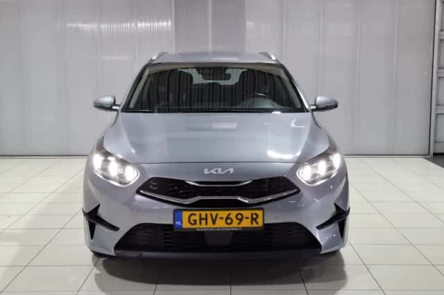 Kia Ceed Sportswagon (2024) thumbnail 5