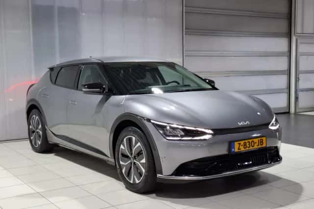Kia EV6 (2024) thumbnail 4