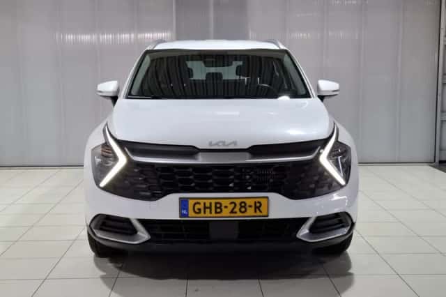 Kia Sportage (2024) thumbnail 3
