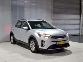 Kia Stonic (2024) thumbnail 2