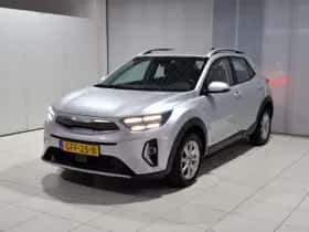 Kia Stonic (2024) thumbnail 4